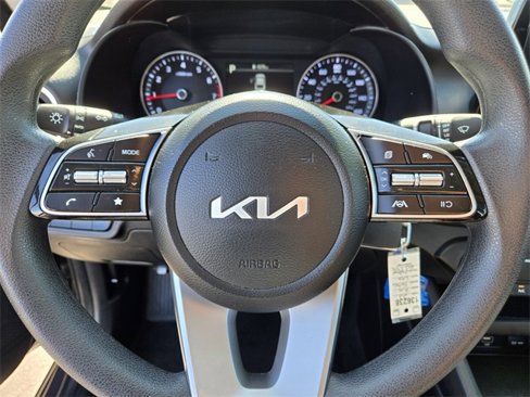Used 2023 Kia Forte LXS image 20