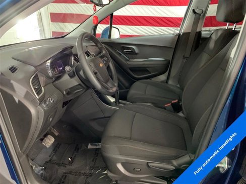 Used 2019 Chevrolet Trax LT image 9