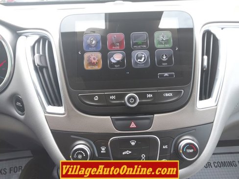 Used 2017 Chevrolet Malibu LT w/ Leather Package image 38