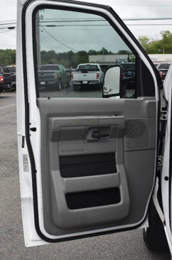 Used 2014 Ford E-150 and Econoline 150 w/ Power Group image 10