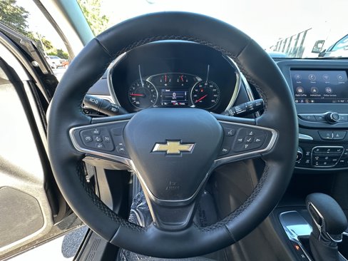 Used 2023 Chevrolet Equinox LT image 17