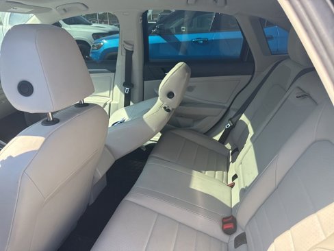 Used 2024 Volkswagen Jetta SE w/ Panoramic Sunroof Package image 25