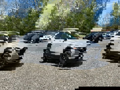 New 2025 MAZDA CX-30 AWD 2.5 S w/ Select Sport Pkg image 2