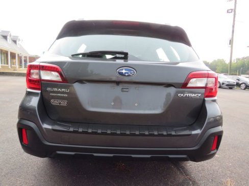 Used 2019 Subaru Outback 2.5i image 12