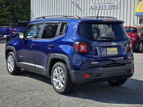 Used 2018 Jeep Renegade Latitude image 24