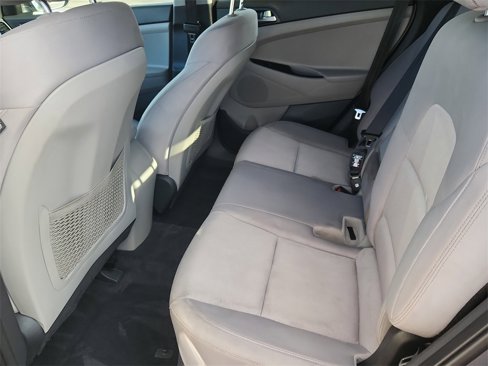 Used 2018 Hyundai Tucson SEL image 9