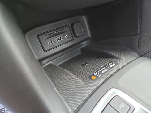 Used 2020 Chevrolet Equinox Premier image 27