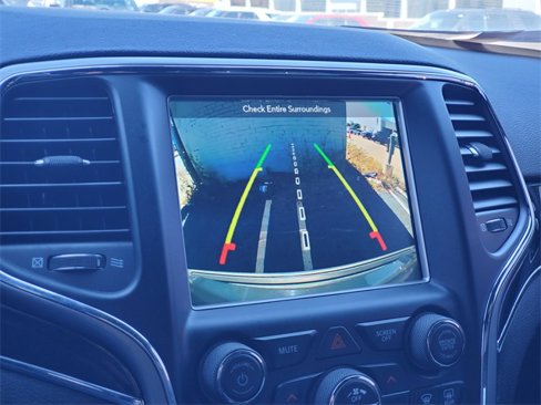 Used 2018 Jeep Grand Cherokee Trailhawk image 18