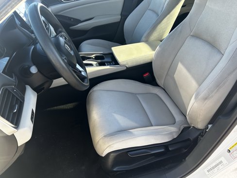 Used 2018 Honda Accord LX image 19