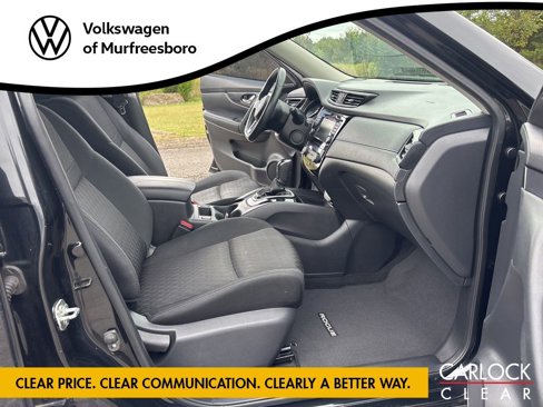 Used 2018 Nissan Rogue SV image 24