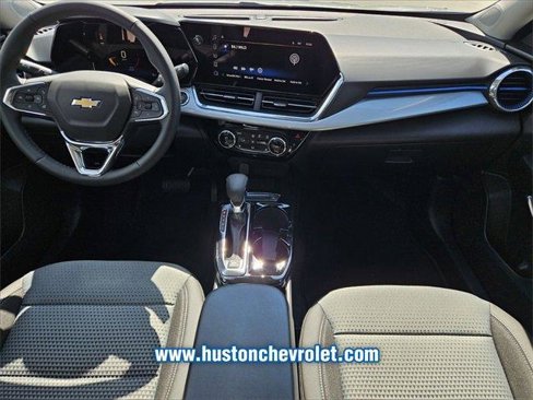 New 2025 Chevrolet Trax LT w/ Driver Confidence Package image 12