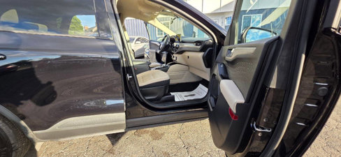Used 2020 Ford Escape SE image 9