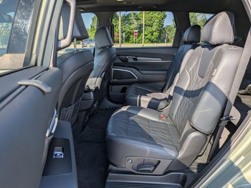 Used 2023 Kia Telluride EX X-Line image 27