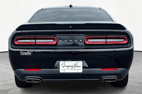 Used 2019 Dodge Challenger SXT w/ Driver Convenience Group image 6