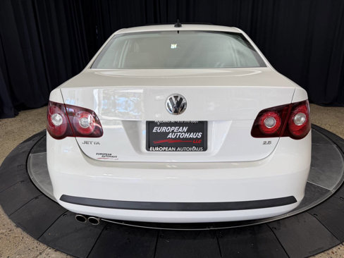 Used 2009 Volkswagen Jetta SE image 6
