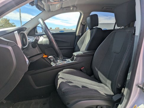 Used 2011 Chevrolet Equinox LT w/ Driver Convenience Package image 26