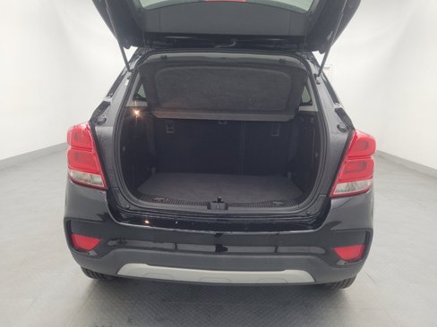 Used 2020 Chevrolet Trax LT w/ Sun & Sound Package image 29