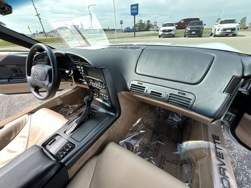 Used 1995 Chevrolet Corvette Coupe image 22