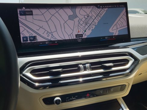 Used 2023 BMW 330i Sedan w/ Driving Assistance Package image 16