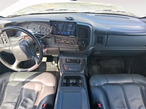 Used 2002 Chevrolet Silverado 2500 LT w/ Off-Road Skid Plate Pkg image 11
