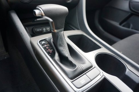 Used 2020 Kia Optima LX image 18