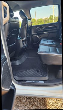 Used 2020 RAM 1500 Laramie image 22