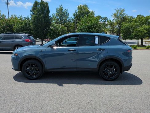 Used 2023 Dodge Hornet GT w/ GT Blacktop Package image 6