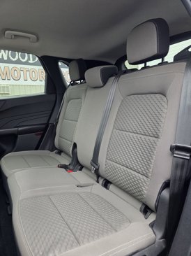 Used 2021 Ford Escape SE image 17