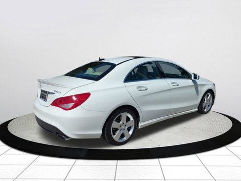 Used 2016 Mercedes-Benz CLA 250 4MATIC image 3