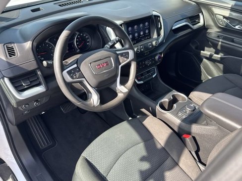 Certified 2022 GMC Terrain SLE w/ Driver Convenience Package image 10