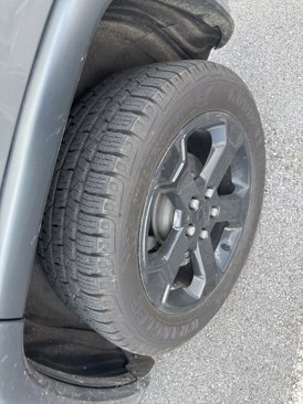Used 2020 Jeep Grand Cherokee Laredo image 13