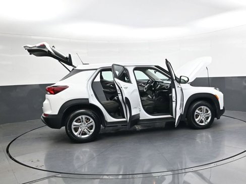 Used 2021 Chevrolet TrailBlazer L image 39