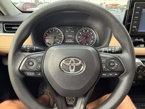 Used 2019 Toyota RAV4 XLE image 22