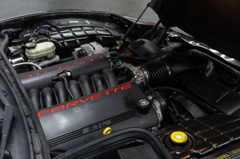 Used 1999 Chevrolet Corvette Coupe w/ Roof Pkg image 6