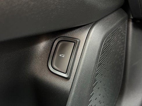 New 2026 Chevrolet Equinox ACTIV w/ Safety and Technology Package image 40
