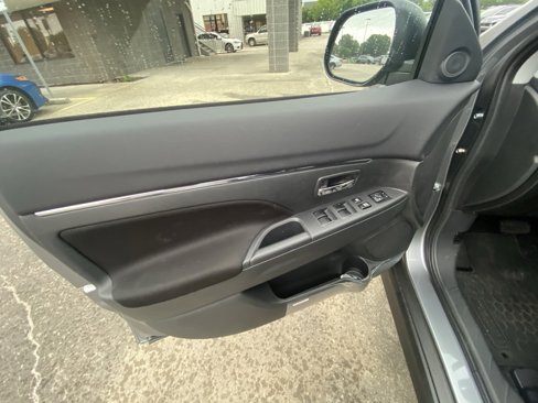 Used 2024 Mitsubishi Outlander Sport ES image 15