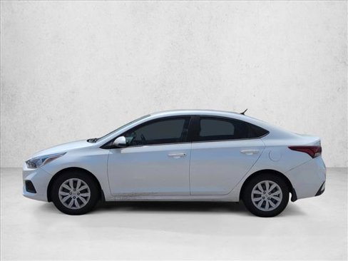 Used 2021 Hyundai Accent SE image 5