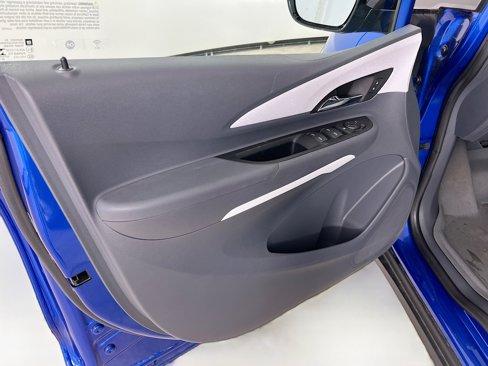 Used 2020 Chevrolet Bolt LT image 17