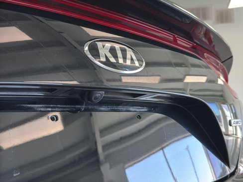 Used 2018 Kia Stinger image 32