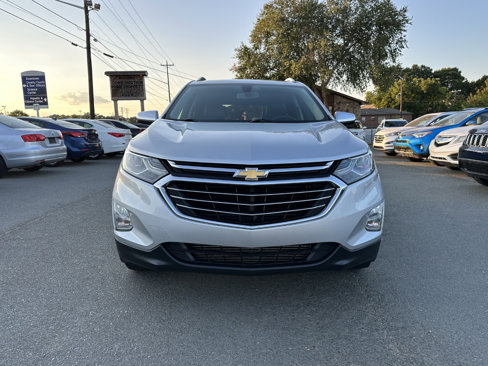 Used 2018 Chevrolet Equinox Premier image 2