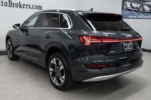 Used 2021 Audi e-tron Premium image 38