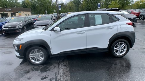 Used 2021 Hyundai Kona SE image 2