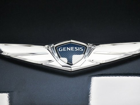Used 2025 Genesis GV70 2.5T Select w/ Select Package image 95