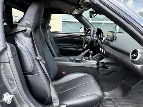 Used 2019 MAZDA MX-5 Miata RF Grand Touring w/ GT-S Package image 32
