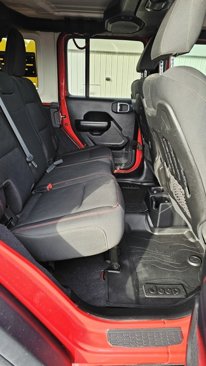 Used 2021 Jeep Wrangler Unlimited Rubicon image 16
