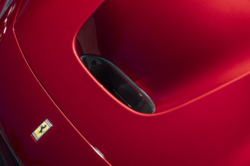 Used 2021 Ferrari F8 Tributo image 27