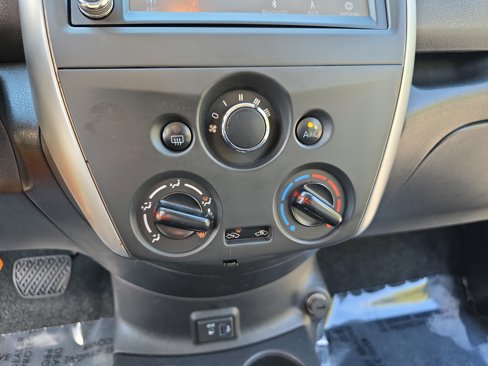 Used 2019 Nissan Versa Note SV image 22