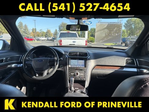 Used 2017 Ford Explorer Limited image 13