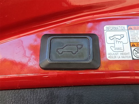 Used 2017 Toyota RAV4 XLE image 19