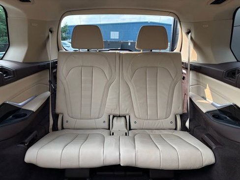Used 2019 BMW X7 xDrive40i w/ Cold Weather Package image 45